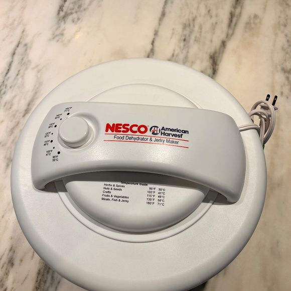NESCO Dehydrator with EXTRAS - Used twice - Like New - Picture 2 of 8